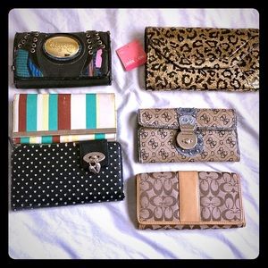6-For-1 Wallets & Clutch Purse with Chain Strap